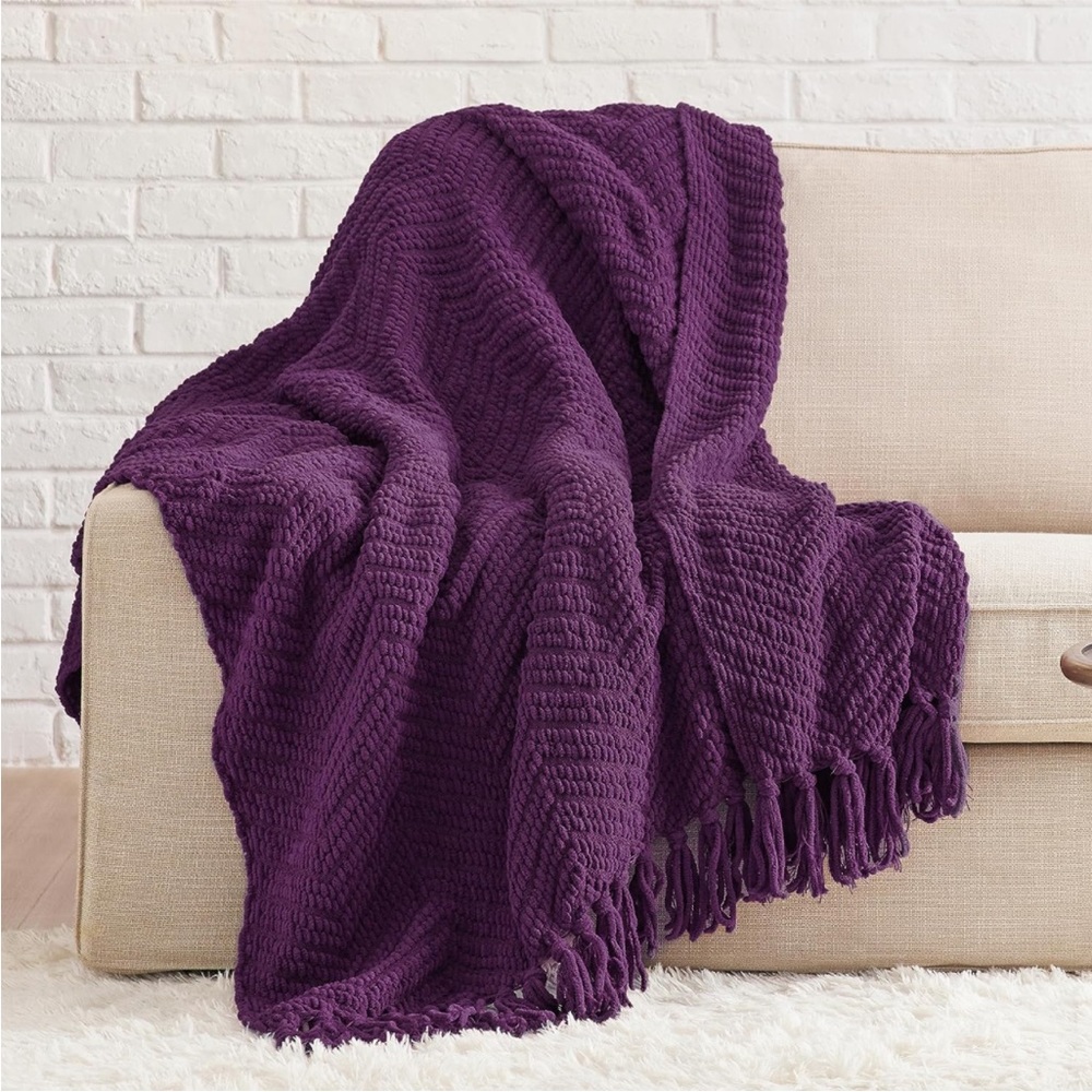West Elm Chevron Fringe Pattern Burgundy Red Cozy Knit Blanket Fall/Winter Gift - Picture 7 of 14